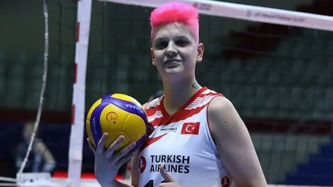 Ebrar Karakurt