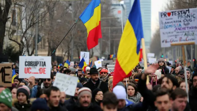 Нинішні протести в Румунії стали найбільшими від часу падіння комуністичного режиму в 1989 році
