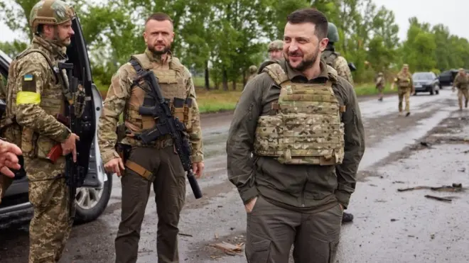 President Zelensky visiting defenders in Kharkiv region