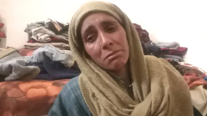 खुशबू जान की मां का कहना है कि वो उच्च शिक्षा हासिल करना चाहती थी।