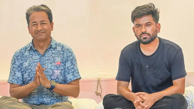 सोनम वांगचुक और अभिजीत दीपके