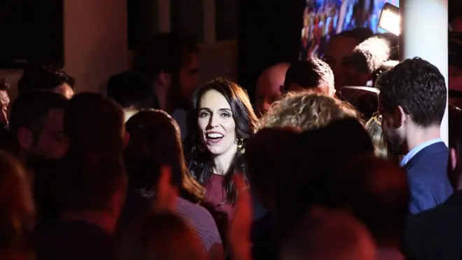 El partido laborista de Ardern se ha hecho con el 49% de los votos.