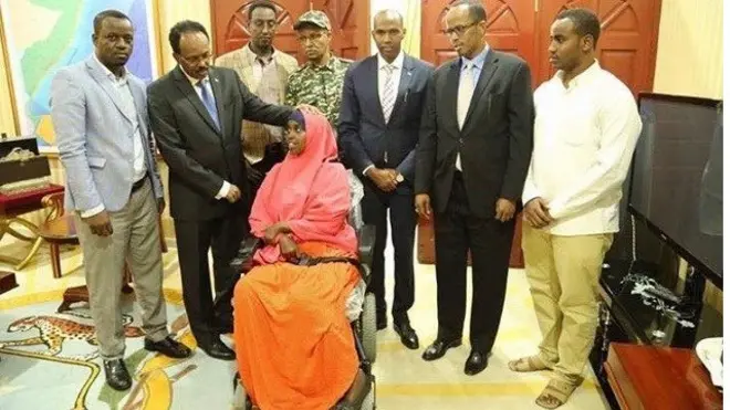 Madaxda dowladda iyo Xidigle Faa'iso