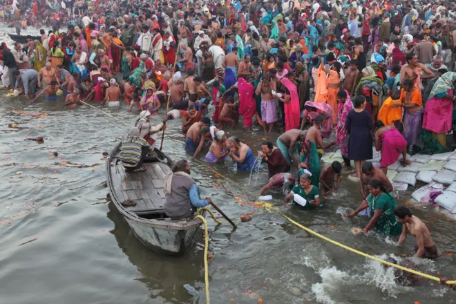 संगम के पानी की स्वच्छता पर उठ रहे सवाल 