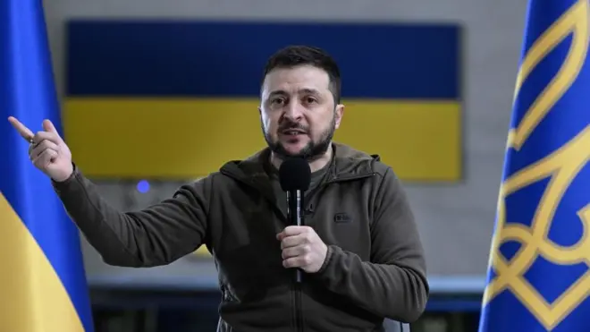 Trong cuộc họp báo ngày 23/4, ông Zelensky nói có một em bé 3 tháng tuổi bị chết khi một tòa nhà chung cư tại Odesa bị trúng tên lửa