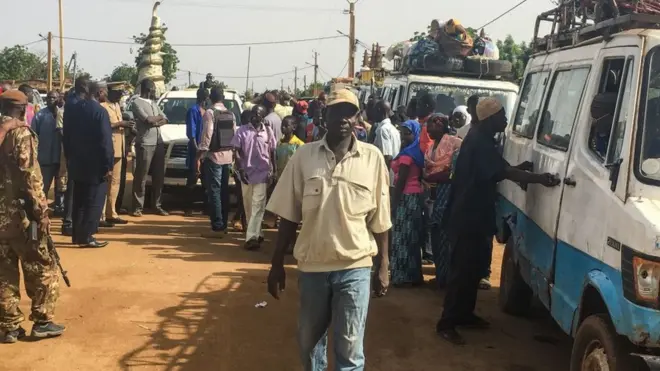 Des milliers de personnes ont quitté le nord du Burkina Faso en raison des violences meutrières.