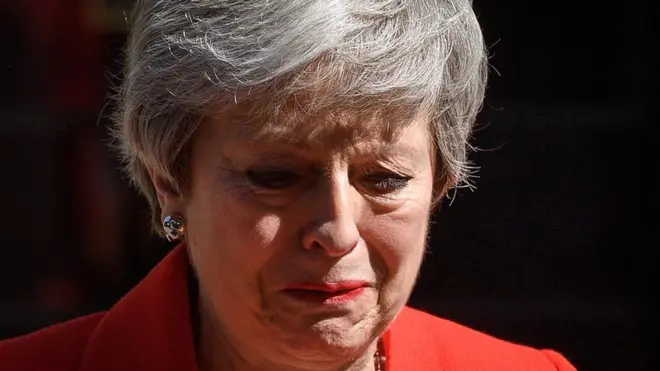 بعد فترة من التكهنات، أعلنت تيريزا ماي أنها ستستقيل من رئاسة وزراء بريطانيا في 7 يونيو / حزيران المقبل.