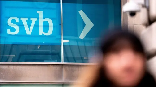 شعار بنك سيليكون فالي في نيويورك