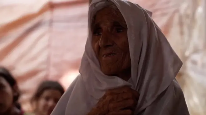 탈레반 공세에 안전한 지역으로 탈출하는 아프간 주민들이 늘어나고 있다