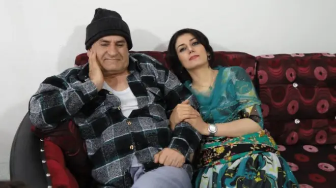 عکس پخشان عزیزی با پدرش