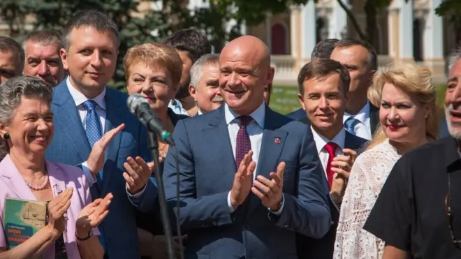 Геннад?я Труханова п?дозрюють у заволод?нн? коштами м?сцевого бюджету Одеси