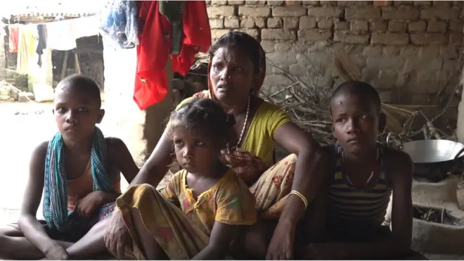 आशा देवी के पति की मौत हाल ही में गले के कैंसर से हुई है.