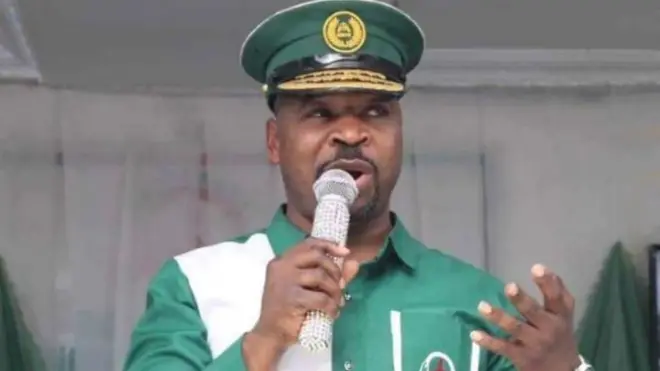 Aworan MC Oluomo
