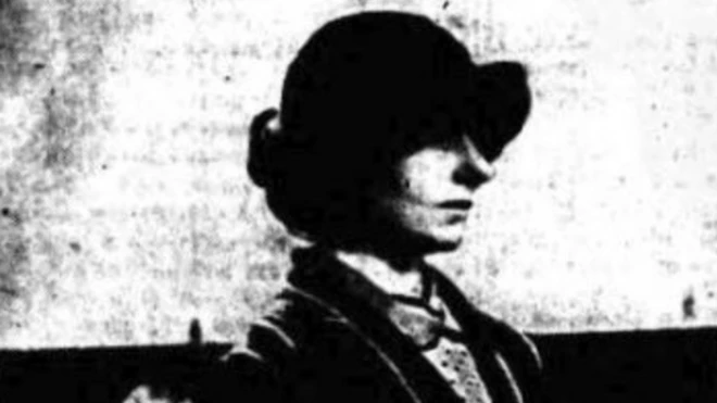 هویت زنی که قصد داشت باشگاه آل انگلند را آتش بزند، همچنان یک راز است