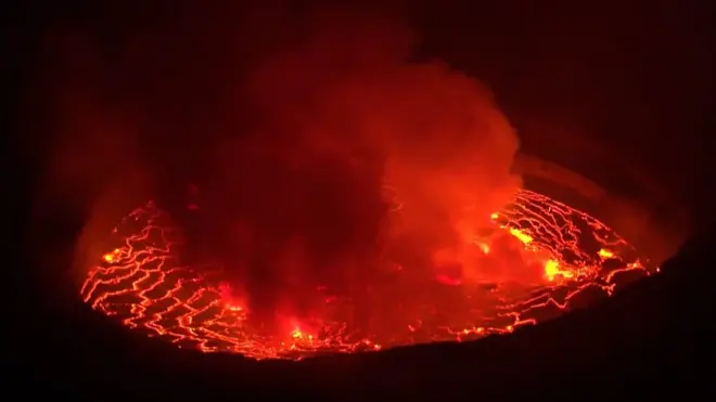 Вулкан Ньирагонго