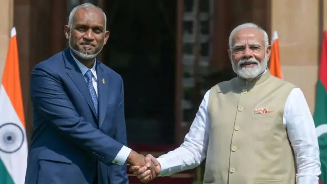 मालदीव के राष्ट्रपति मुइज़्ज़ू और भारत के प्रधानमंत्री नरेंद्र मोदी