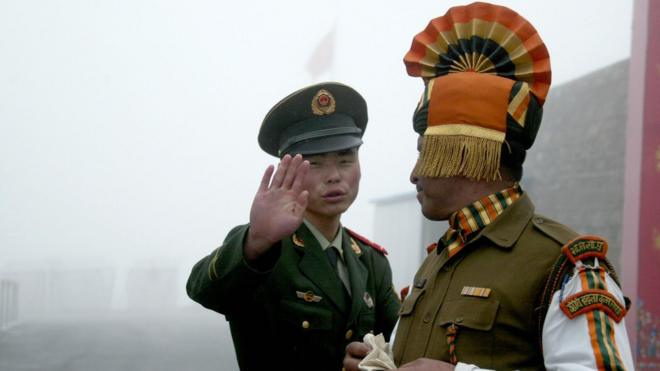 印度是中國目前在陸地邊界上存有重大爭議的唯一國家。