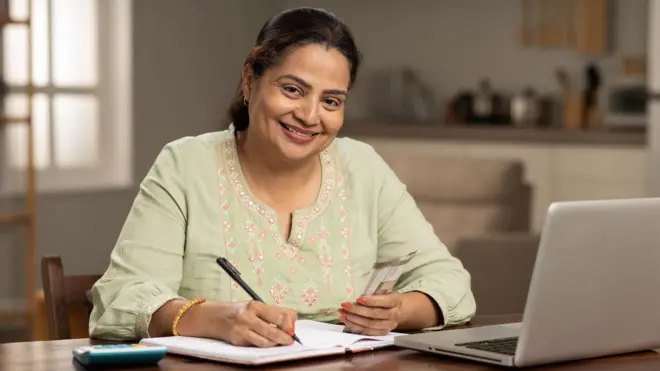 विधवा, गंगा भागिरथी, महिला, महाराष्ट्र सरकार, स्त्री