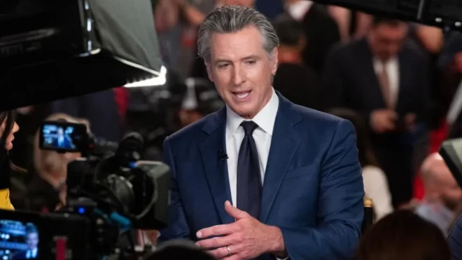 گوین نیوسام فرماندار کالیفرنیا