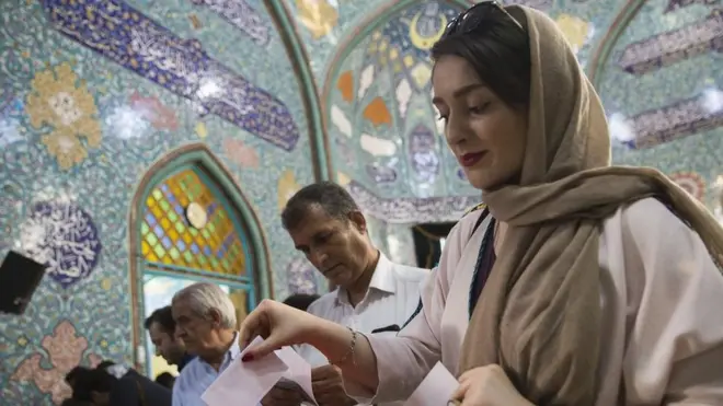 鲁哈尼这次竞选得到不少女性选民支持