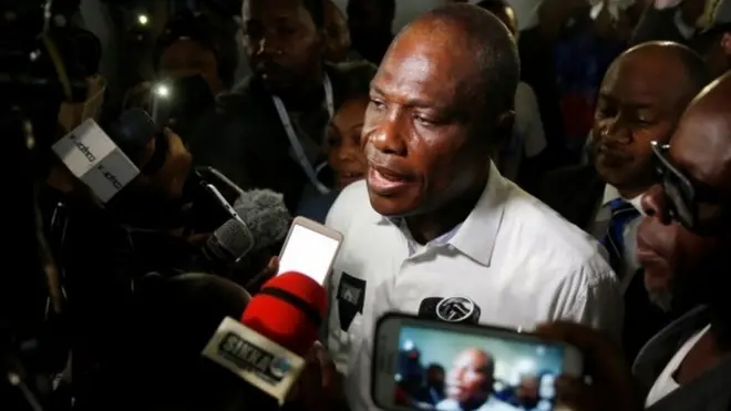 Martin Fayulu avuga ko uwavuzwe ko yatsinze amatora yagenywe ngo abandanye ubutegetsi bwa Kabila