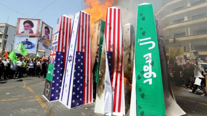 شهدت طهران العام الماضي مظاهرات ضد السعودية بعد إعدام رجل الدين الشيعي نمر النمر