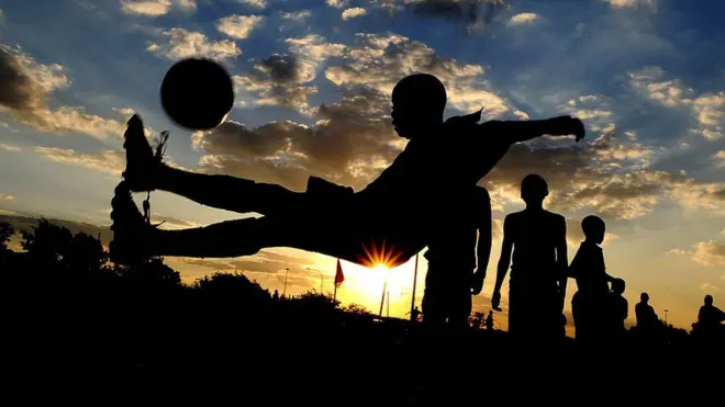 футболісти