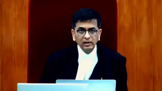 चीफ़ जस्टिस