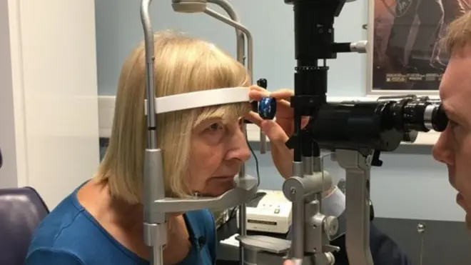 كمبيوتر مدرب بإمكانه تشخيص أمراض العيون