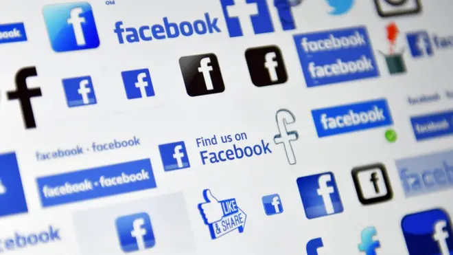 лого Facebook на екрані