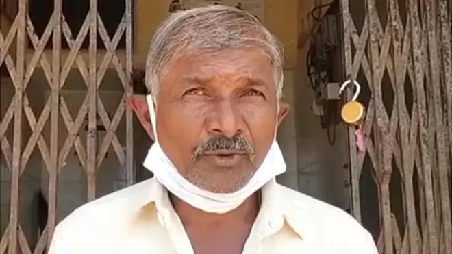 શિયાળ બેટ ગામના સરપંચ હમીરભાઈ શિયાળ