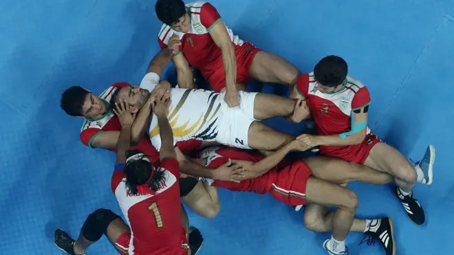 Acción de un partido de kabaddi
