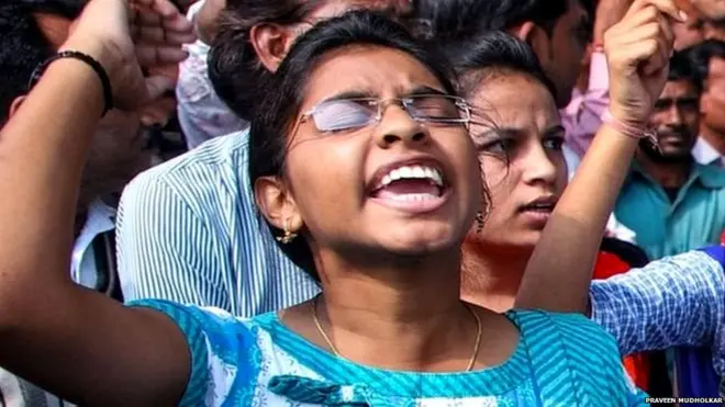 अपराध के ख़िलाफ़ प्रदर्शन