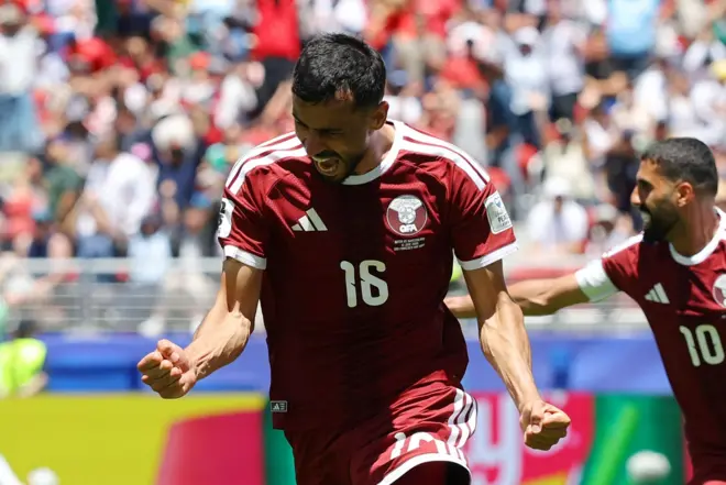 لاعب قطر