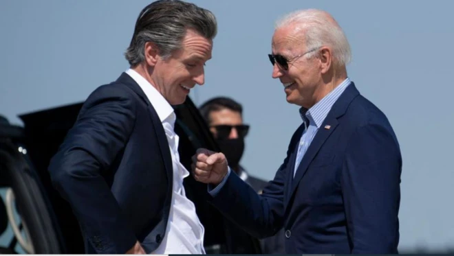 Newsom y Biden