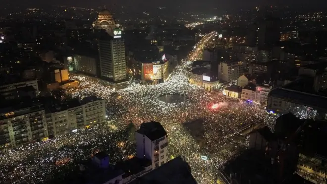 beograd, studentski protest 15. za 15 iz vazduha, trg slavija