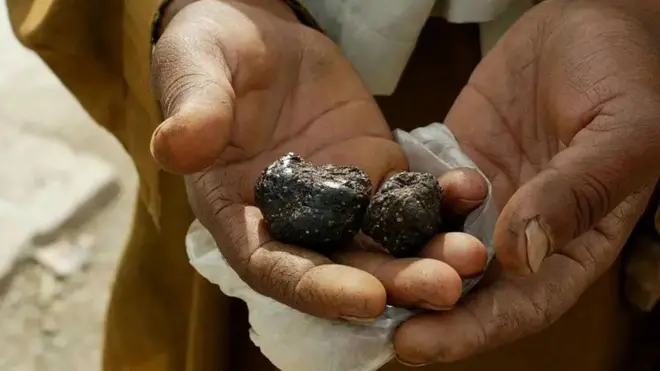 د رپوټ له مخې د غلا شویو نشه يي توکو اندازه له شپږو منو زیاته وه، چې پکې ۲۷۰ کیلو اپین او ۳۷ کیلو چرس شامل وو.