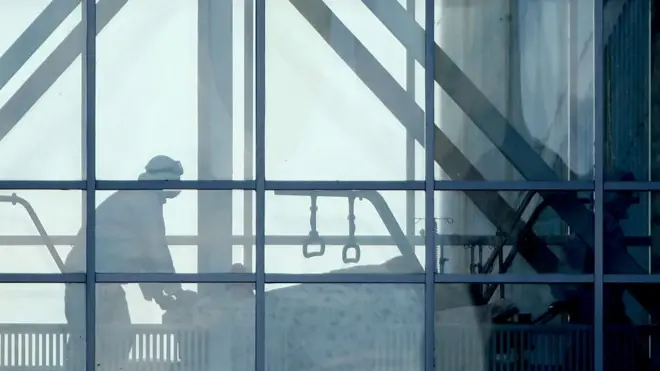 WHO की चेतावनी के बाद सवाल उठ रहा है कि क्या हम और आप ख़तरे की ज़द में हैं?