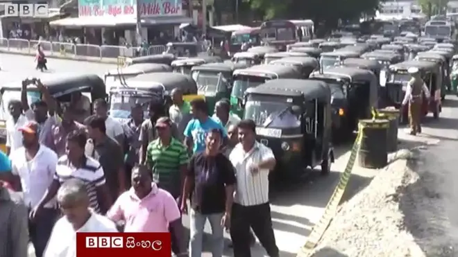 මහනුවර ත්‍රීරෝද රථ 25000 දඩයට එරෙහිව