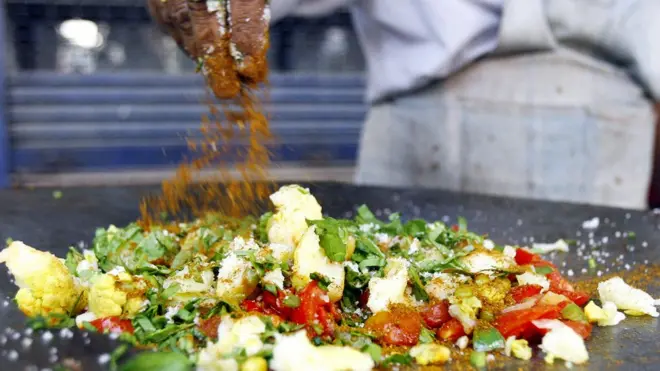 کیرالہ میں مچھلی کی بھی بریانی تیار ہوتی ہے اور مچھلی کے مختلف پکوان رائج ہیں