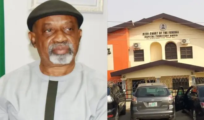 Foto Chris Ngige na foto ihu ụlọikpe ahụ