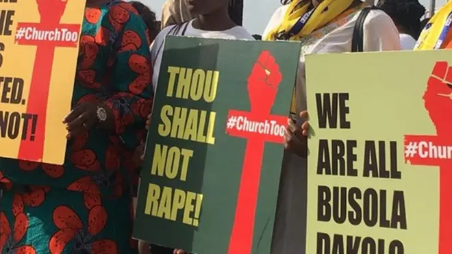 Protesters bin match go COZA headquarters on Sunday