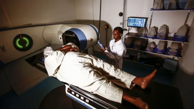 kansa akpamamịr na-aka egosi oge ụmụnwọke ruru afọ iri anọ