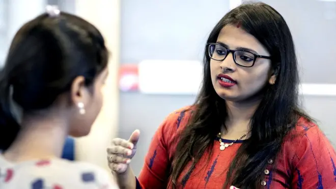 महिलाएं