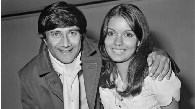 देव आनंद और ज़ीनत अमान