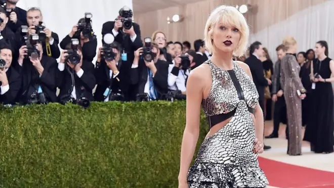 Taylor Swift Taylor Swift akan meluncurkan album baru.