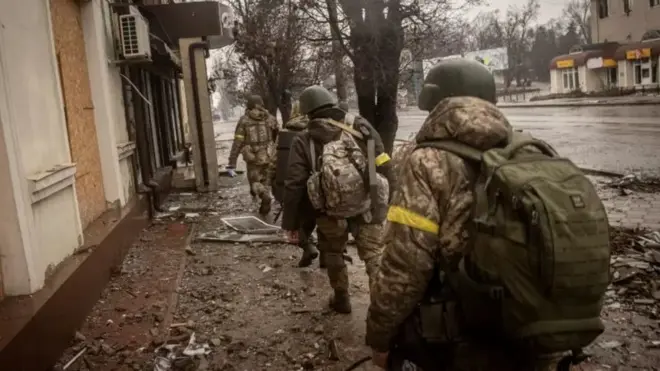 Українські військові в Бахмуті