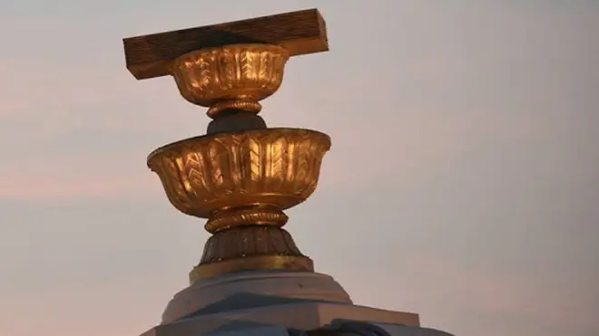 รัฐธรรมนูญ