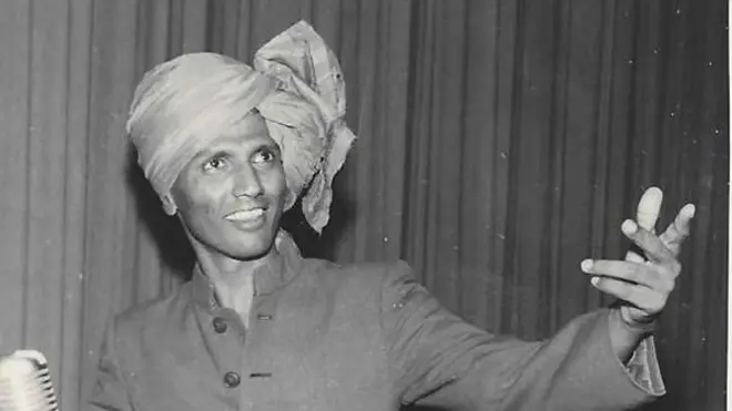 शाहीर साबळेंनी यशवंतराव चव्हाणांना म्हटलेलं, ‘आम्ही कलाकार आहोत, मिंधे नाही’