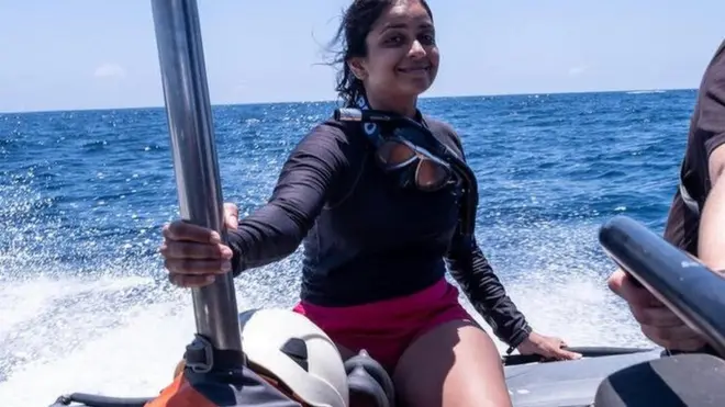 ෂාමා සන්දූයා, ග්‍රීන්පීස් පරිසර සංවිධානයේ පරිසරවේදීන් සහ විද්‍යාඥයන් පිරිසක් සමඟ ප්‍රදේශයේ සාගර පතුල නිරීක්ෂණය කළාය